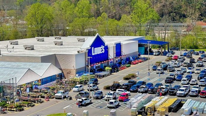 Lowe’s launches a nationwide loyalty program