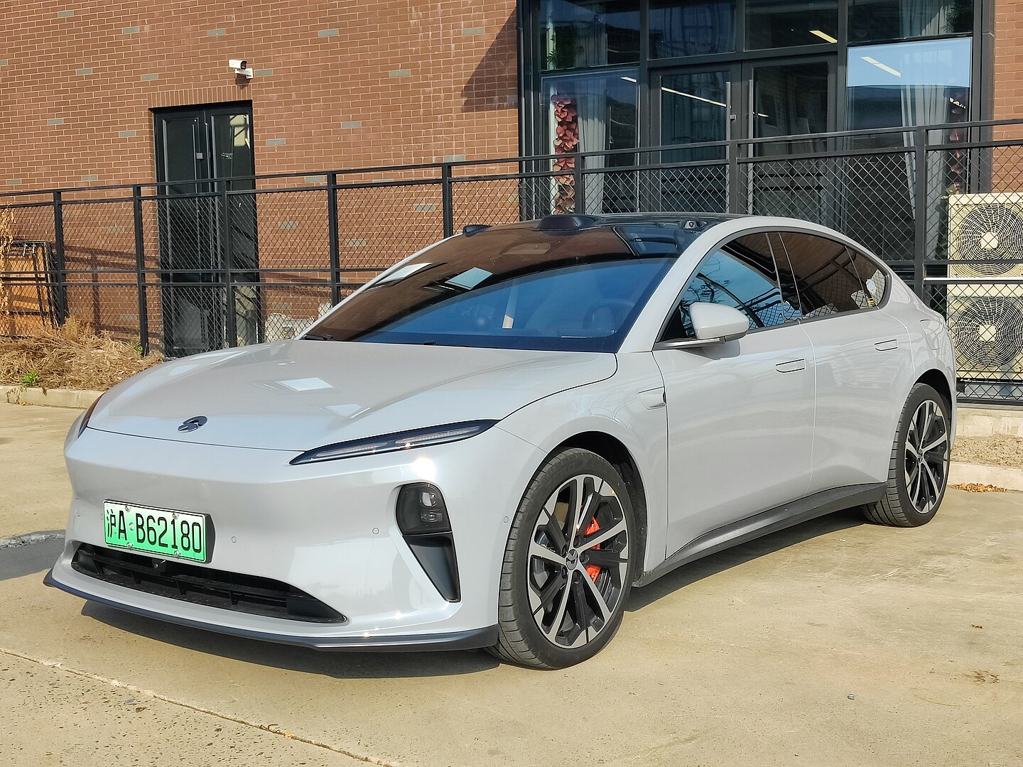 Nio Set to Introduce Mass Market Electric Vehicle Brand in May