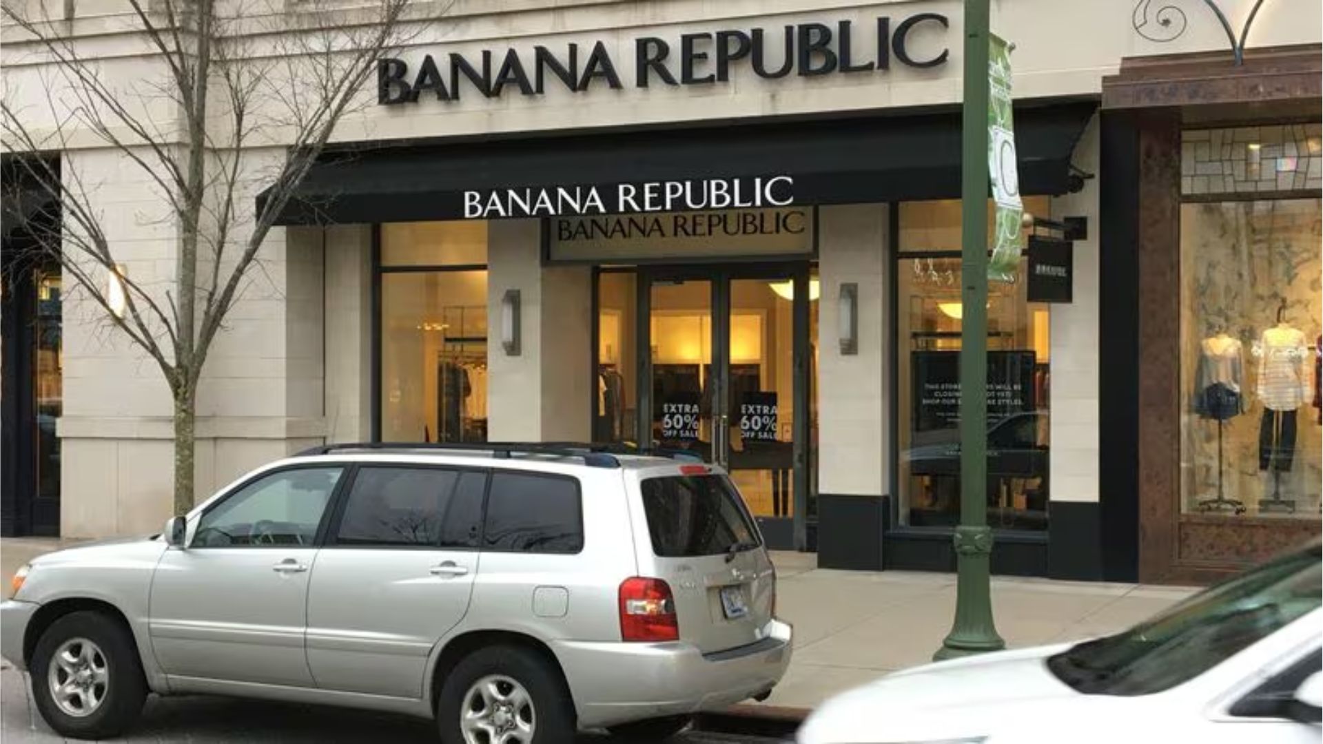 Banana Republic 