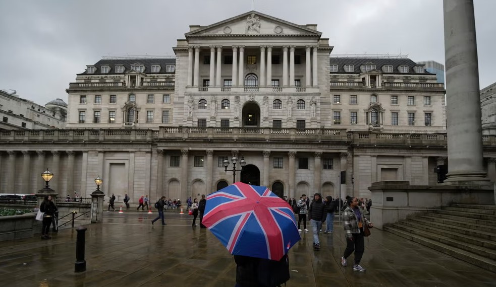 Bank of England Optimistic about Economy's Direction,
