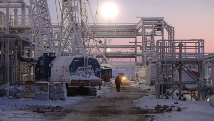 Challenges and Opportunities for Russia's Arctic LNG 2 Project