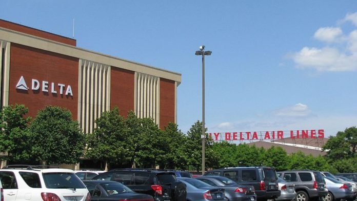 Delta Airlines raises the checked bag fee by $5