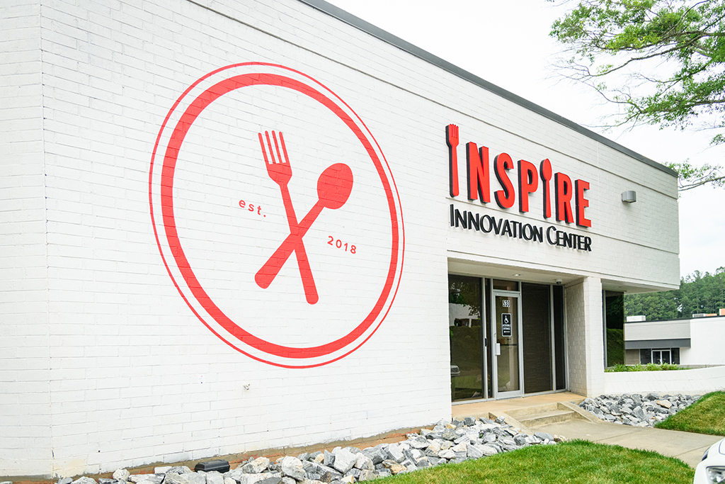 The Inspire Innovation Center measures 15,000 sq. ft. and includes a flex space, modular kitchen stations, demonstration areas, an in-house studio and a reception area. 