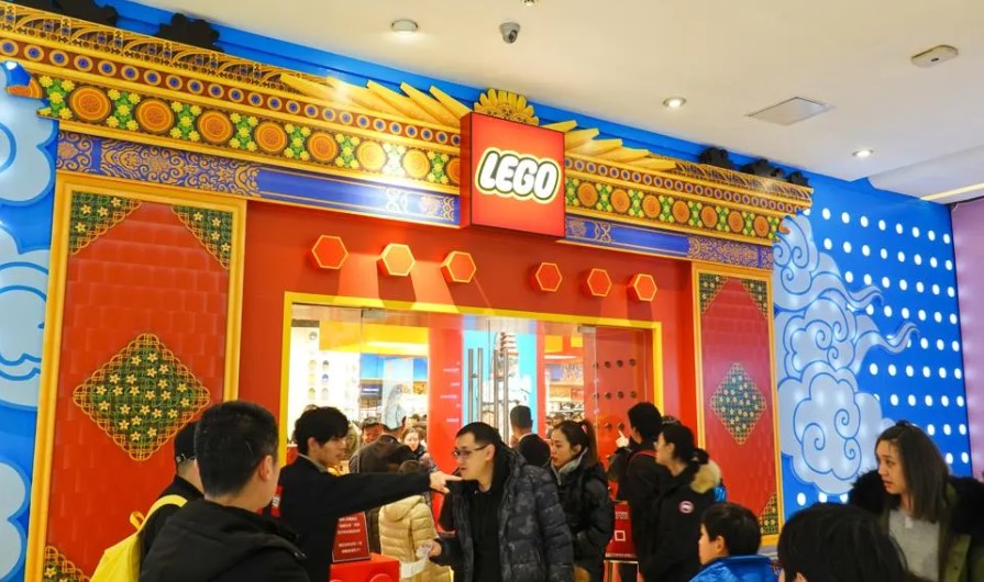 Lego's Revenue Increases in 2023 Despite Consumer Trade-Downs and Decline in China Market