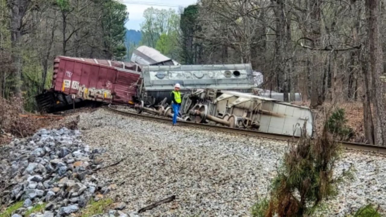 Norfolk Southern train accident
