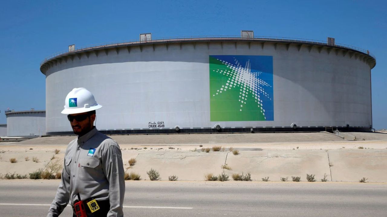 The decline in Aramco's profit is closely linked to the fluctuations in crude oil prices.