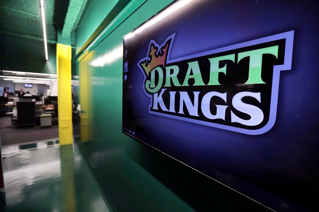 Fanatics Counters DraftKings' Allegations of Corporate Espionage Amid Intense Legal Clash
