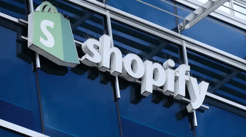 Shopify Emerges as Competitor