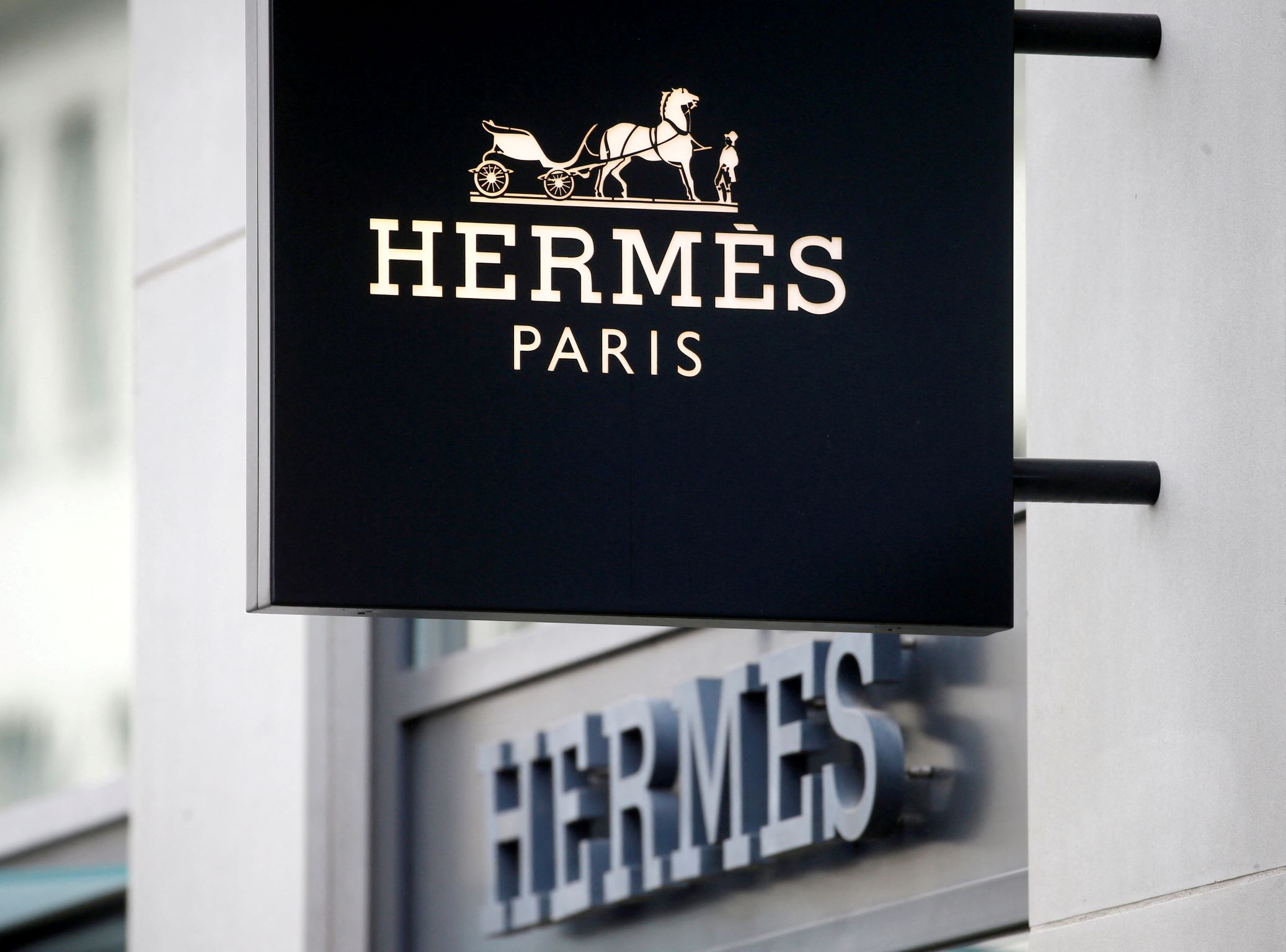Hermes on Track to Become Top Luxury Brand Overtaking Louis Vuitton