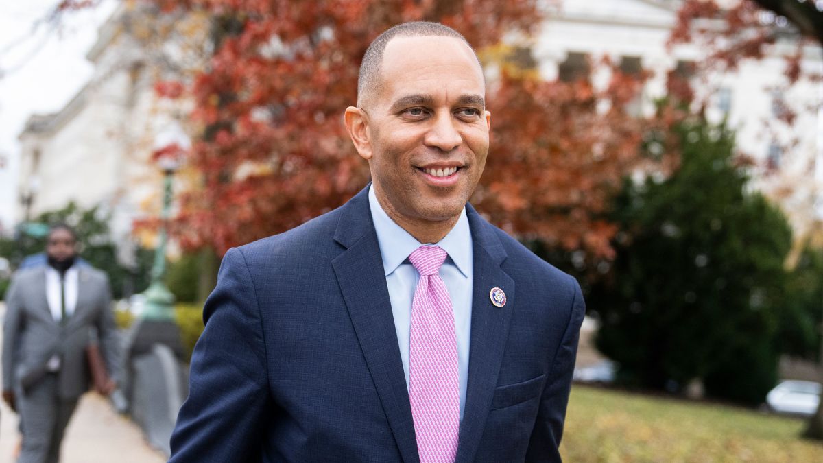 Jeffries Stresses Election Significance: ‘If Roe v. Wade Can Fall, Anything Can Fall’