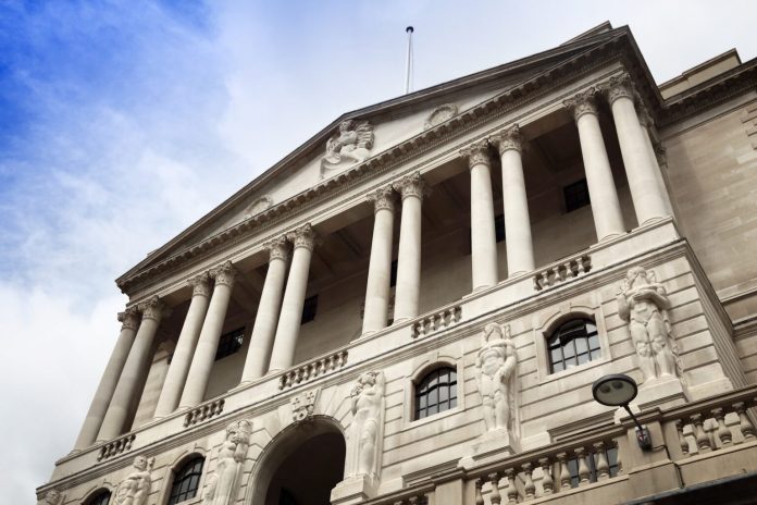 Bank of England Maintains Interest Rates Amid Inflation Target Success and Economic Uncertainty