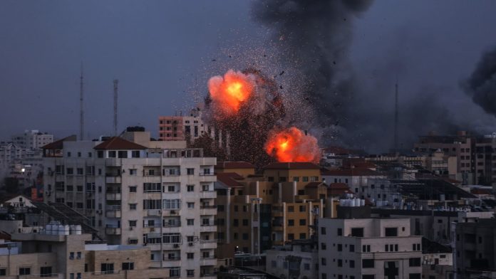 Israeli Airstrikes in Gaza: 39 Killed as Violence Escalates, Prompting Rescue Efforts