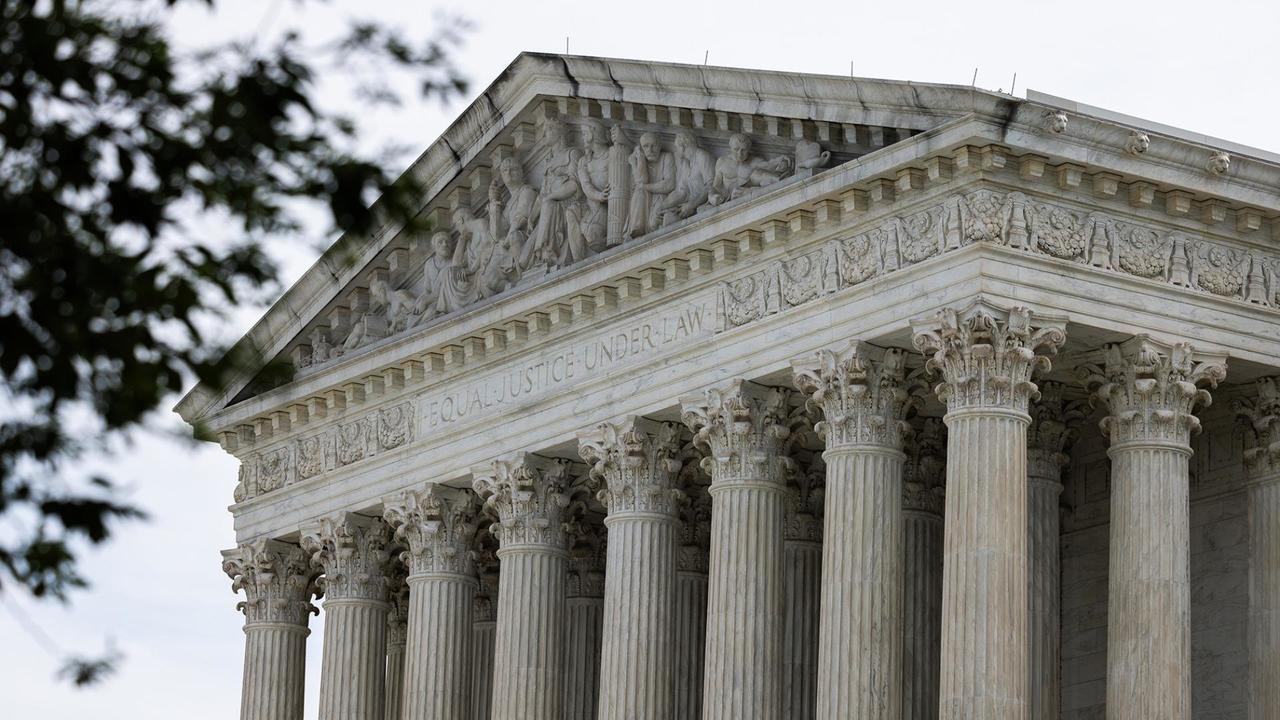 Supreme Court Overturns Chevron Decision, Impacting Federal Agency Powers and Food Safety Regulations