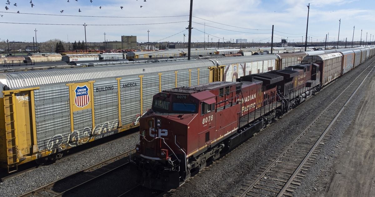 Canadian Railroads Face Shutdown Over Labor Dispute, Threatening Cross-Border Trade