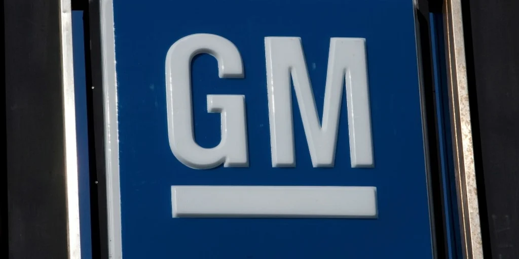 GM Cuts 1,000+ Jobs in Software Division Amid Strategic Shift and Leadership Changes