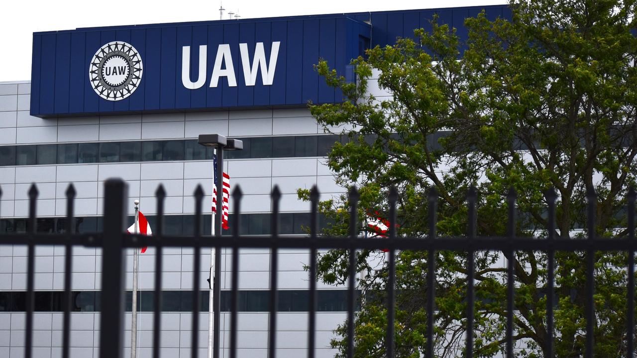 Stellantis Delays Belvidere Plant Reopening, Tensions Rise with UAW Over Commitments