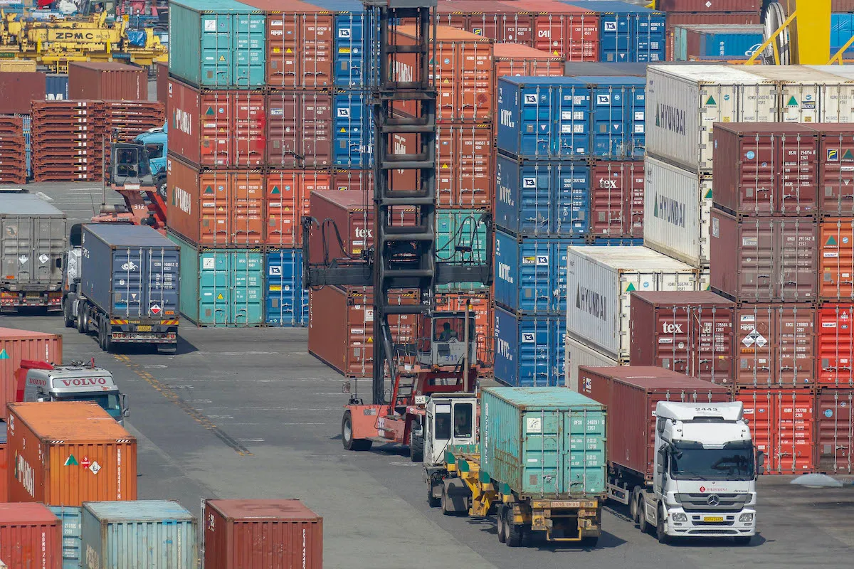 Exports Slow in August, But South Korea Still Poised for Record Year