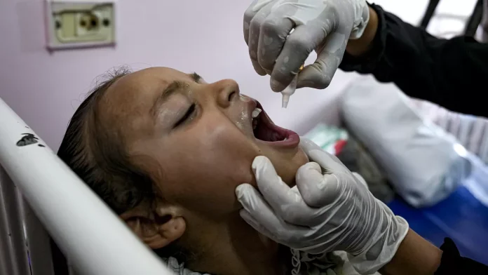 UN Launches Polio Vaccination Campaign for Gaza's Children Amid Ceasefire Concerns